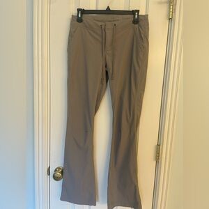 Columbia Gray Pants Sz 6